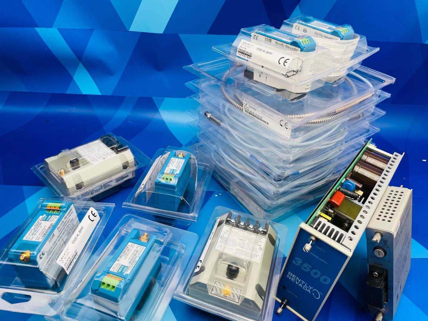 PLC در مقابل DCS: مقایسه کنترل کننده های منطقی قابل برنامه ریزی و سیستم های کنترل توزیع شده
    